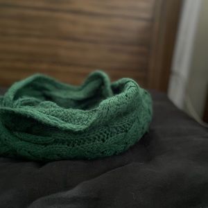 Green infinity scarf